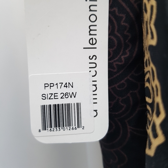 Siloett womens 1 piece plus size 26W swimsuit NWT - Picture 4 of 6